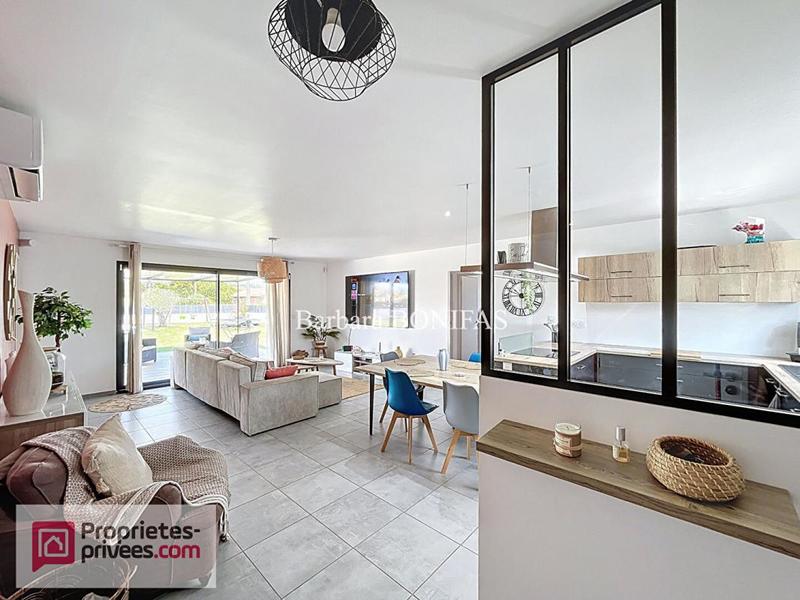 Maison - 102 m² - 5 pièces