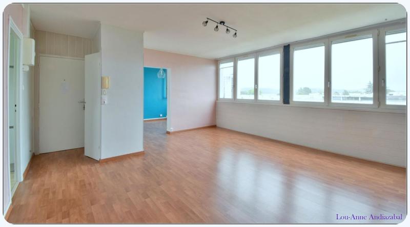 Appartement - 89 m² - 5 pièces