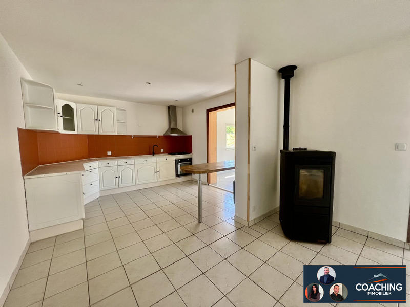 Maison - 182 m² - 10 pièces