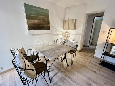 Local commercial - 328 m² - 10 pièces