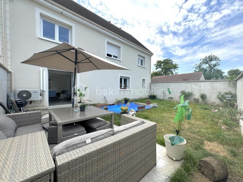 Maison - 140 m² - 6 pièces