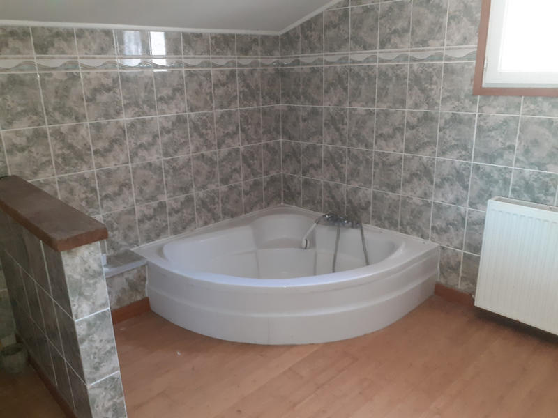 Maison - 320 m² - 15 pièces