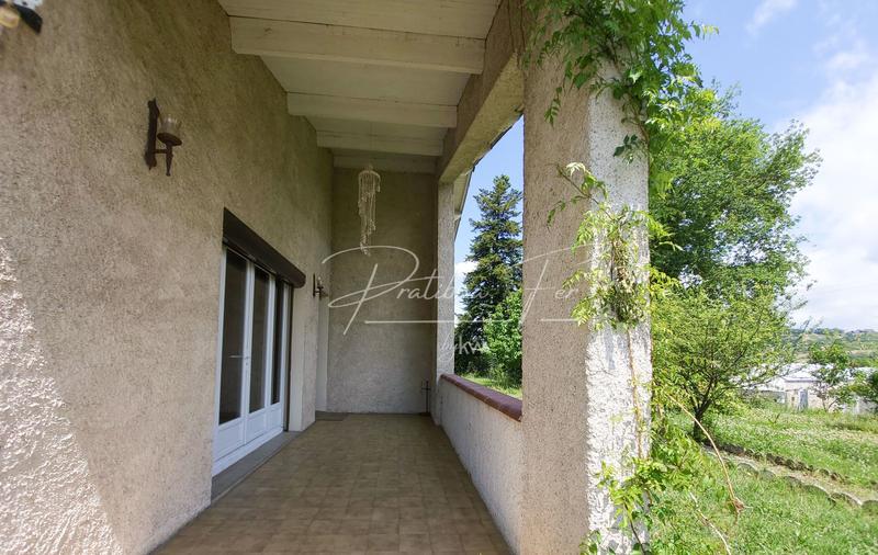 Maison - 86 m² - 5 pièces