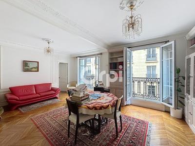 Appartement - 100 m² - 5 pièces