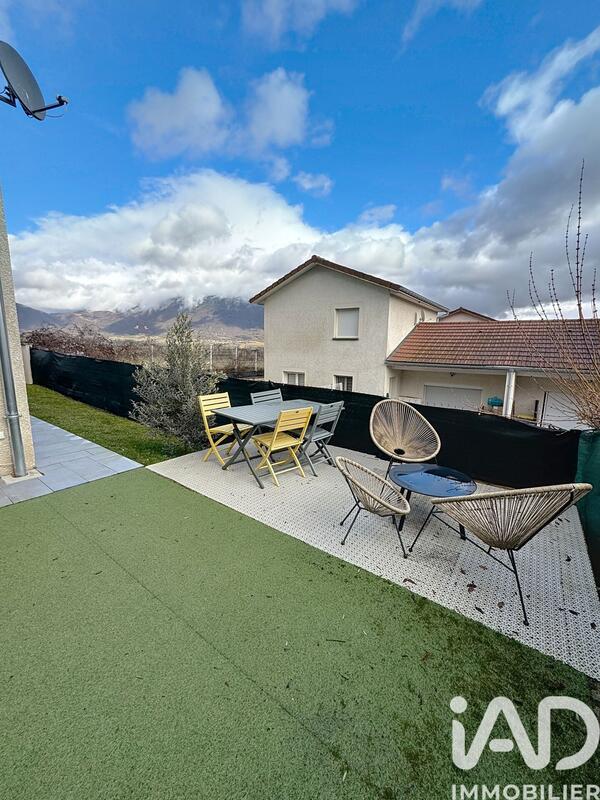 Maison - 100 m² - 5 pièces