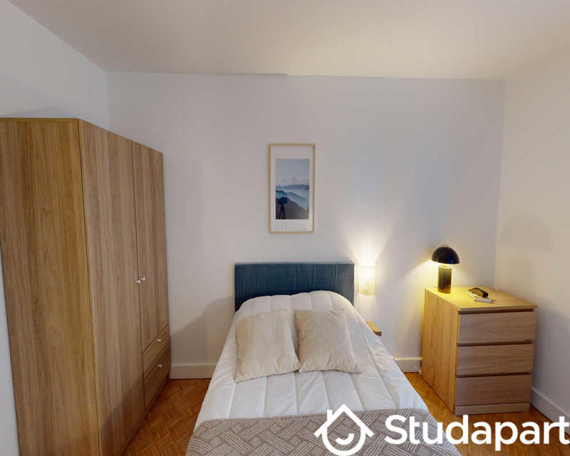 Chambre - 110 m² - 1 pièce