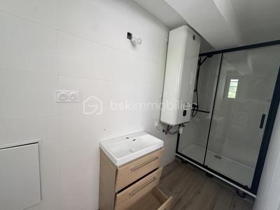 Studio - 20 m² - 1 pièce