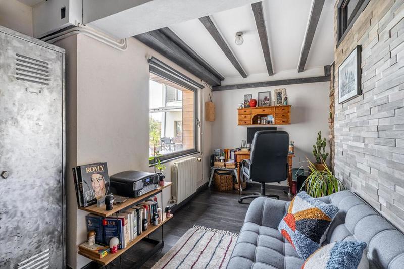 Maison - 200 m² - 7 pièces