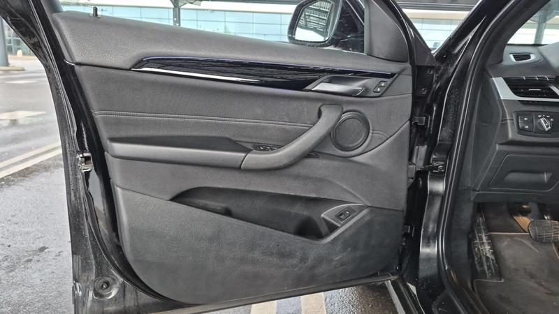 Bmw X2 sDrive 18i 140 Dkg7 Business Design