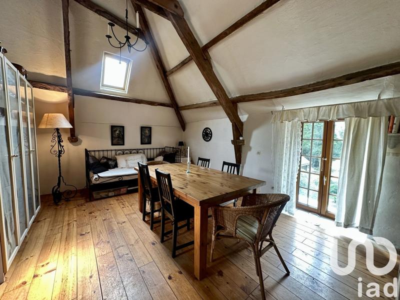 Maison - 218 m² - 11 pièces