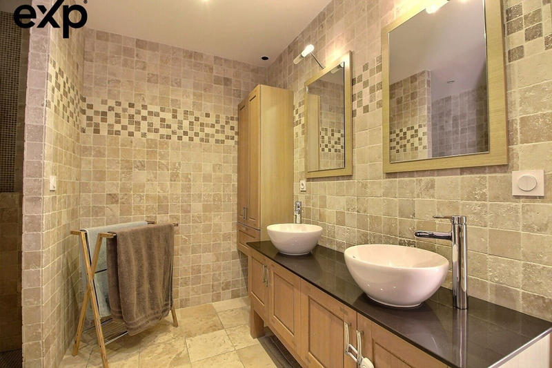 Villa - 198 m² - 7 pièces