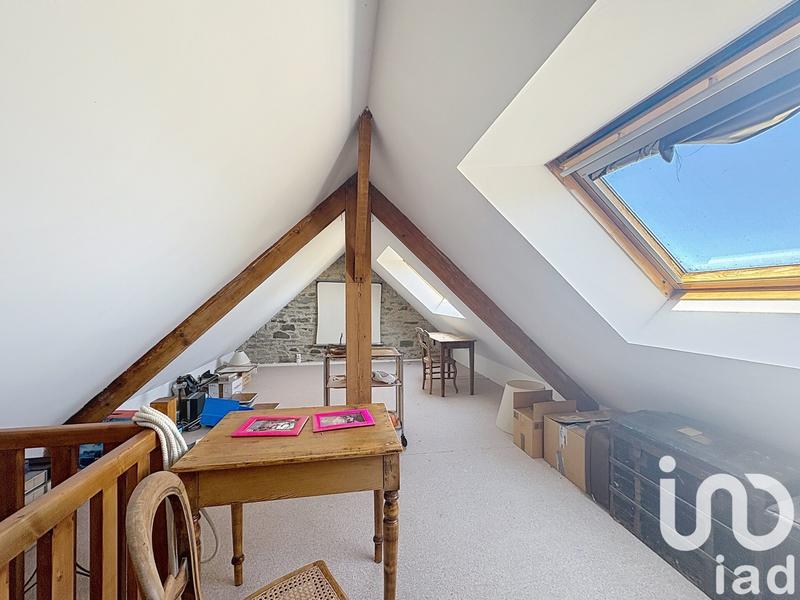 Maison - 138 m² - 9 pièces