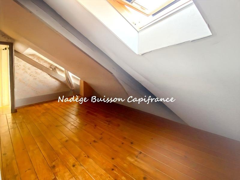 Immeuble - 112 m² - 5 pièces