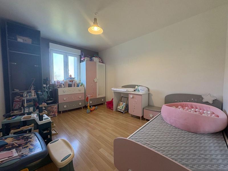 Maison - 201 m² - 8 pièces