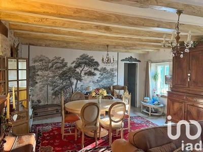 Maison - 244 m² - 8 pièces