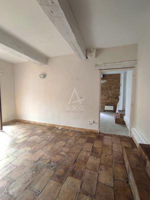 Maison en pierre - 218 m² - 15 pièces