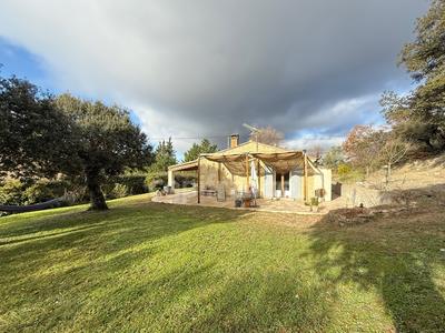 Maison - 87 m² - 4 pièces