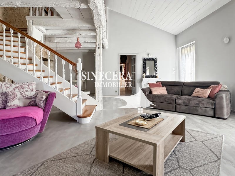 Villa - 197 m² - 7 pièces