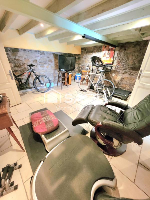 Villa - 328 m² - 7 pièces