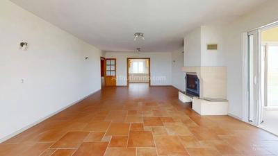 Maison - 215 m² - 5 pièces