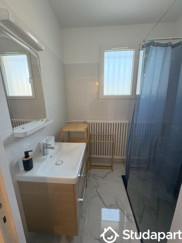 Chambre - 14 m² - 1 pièce