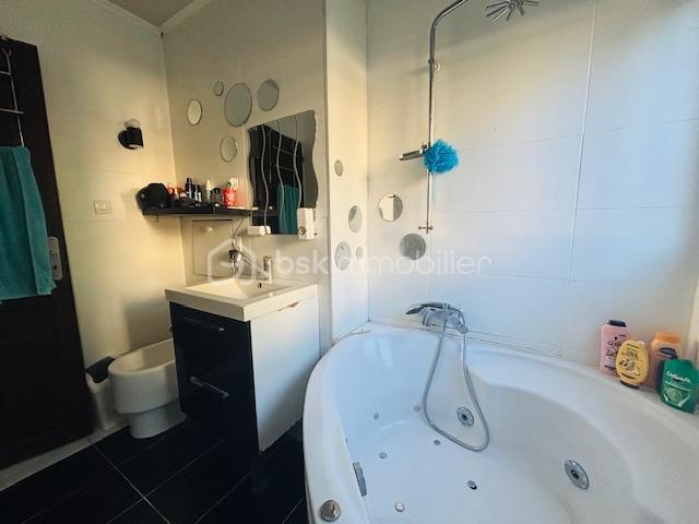 Appartement - 72 m² - 4 pièces