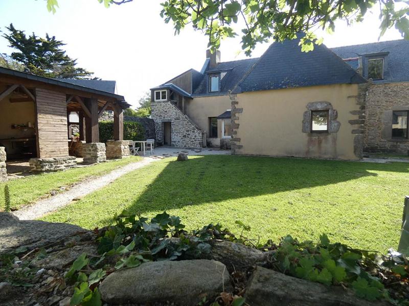 Maison - 260 m² - 8 pièces