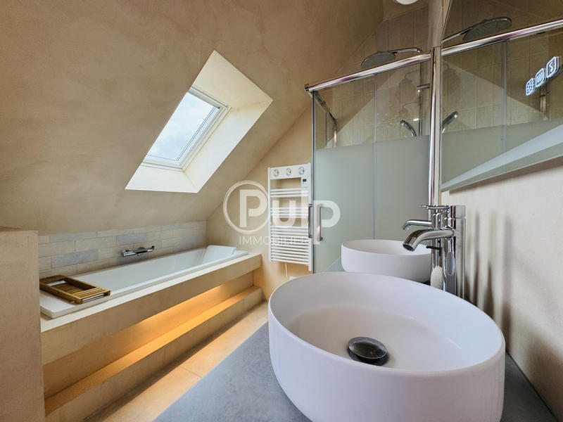 Appartement - 112 m² - 3 pièces