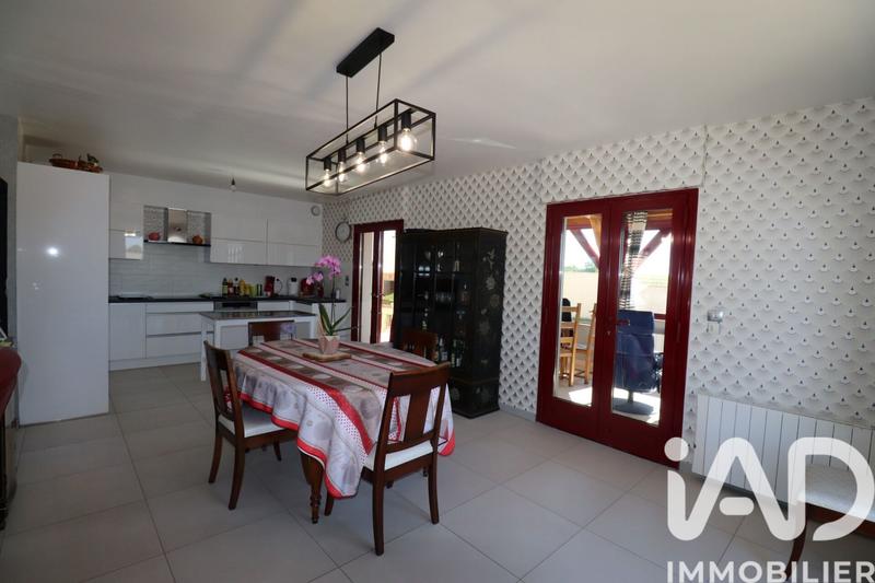 Maison - 121 m² - 5 pièces