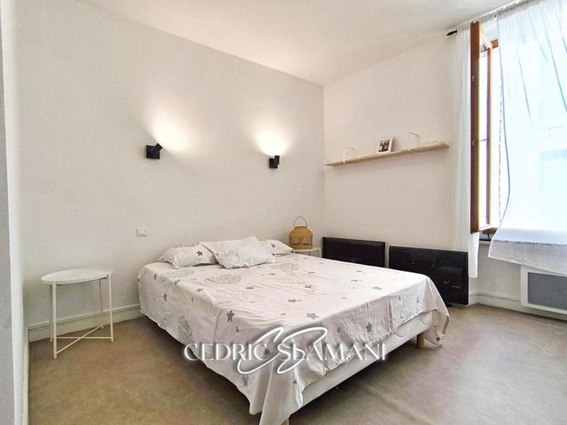 Appartement - 90 m² - 4 pièces