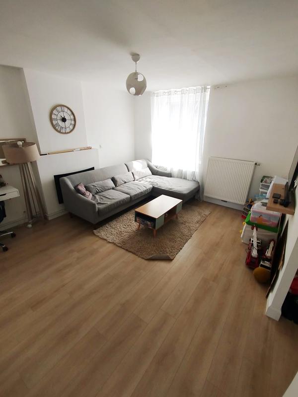 Maison - 70 m² - 5 pièces