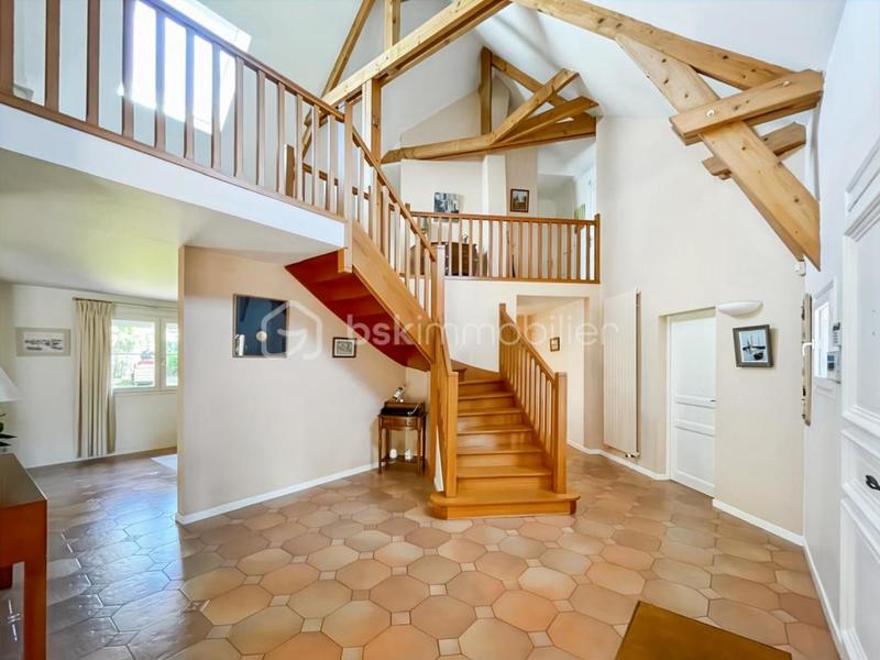 Demeure - 278 m² - 8 pièces