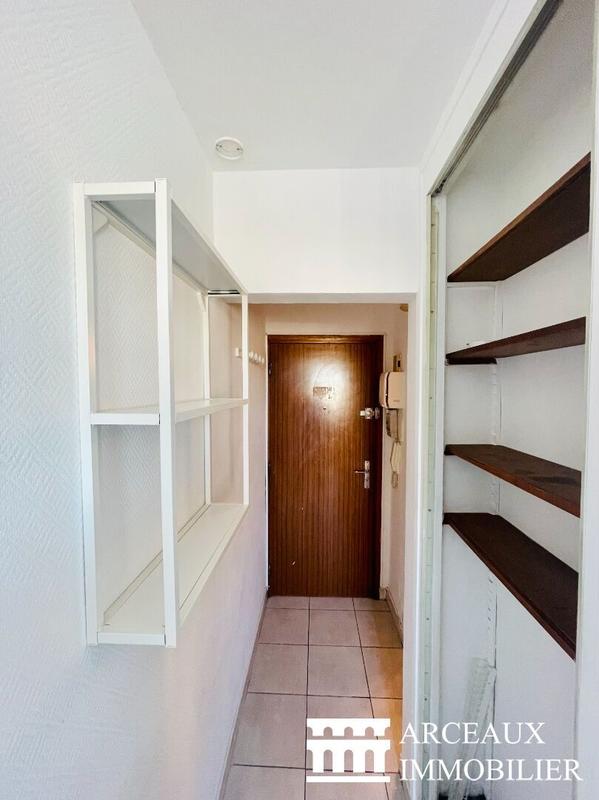 Appartement - 15 m² - 1 pièce