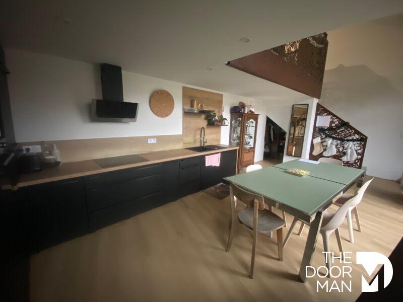 Villa - 218 m² - 7 pièces