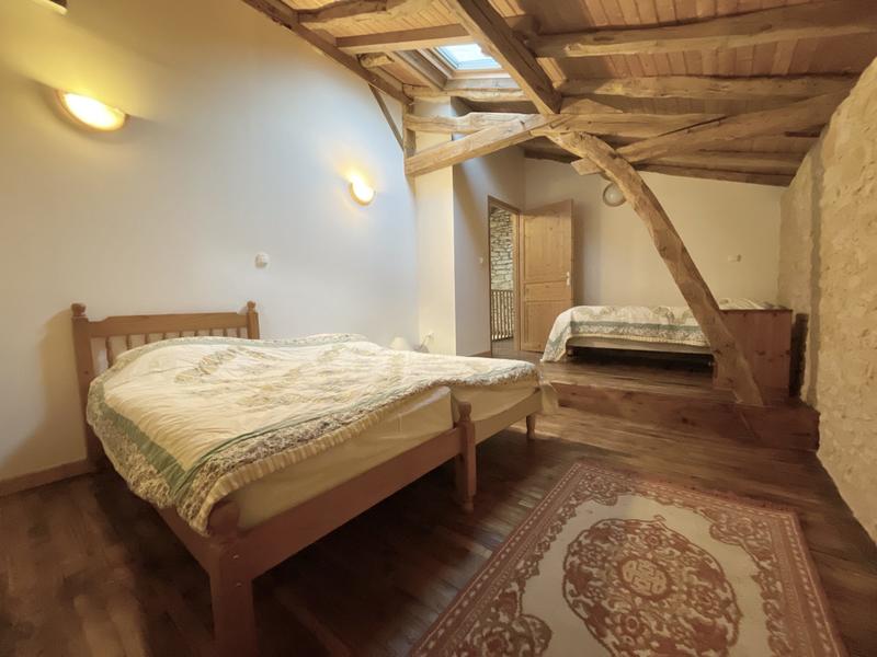 Maison traditionnelle - 130 m² - 6 pièces