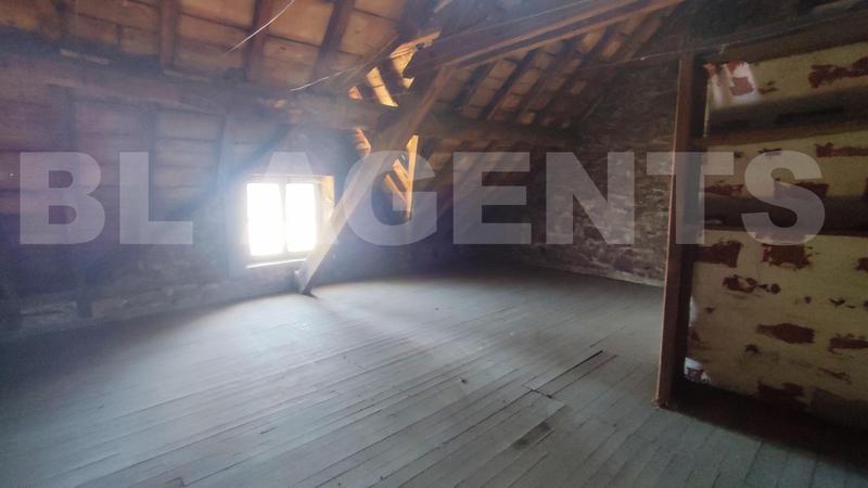 Maison ancienne - 210 m² - 10 pièces