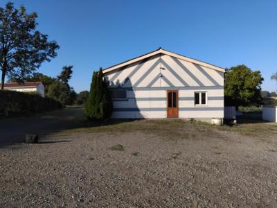 Appartement - 400 m² - 1 pièce