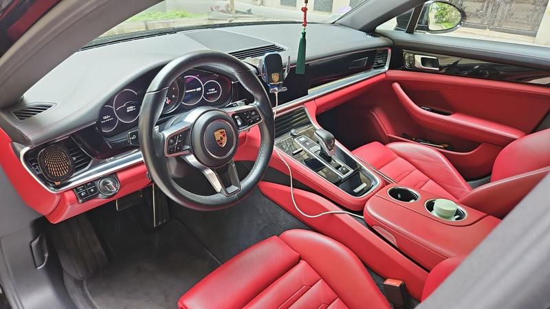 Porsche Panamera II 2.9 440 Pdk 4s - Entretien constructeur Toit ouvrant