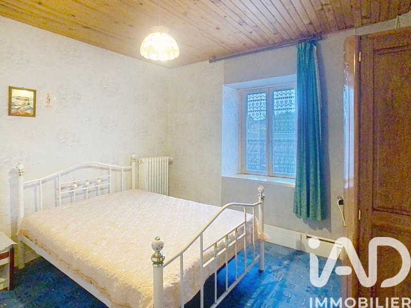 Maison - 93 m² - 5 pièces