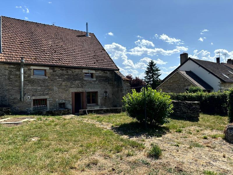 Maison de village - 80 m² - 3 pièces