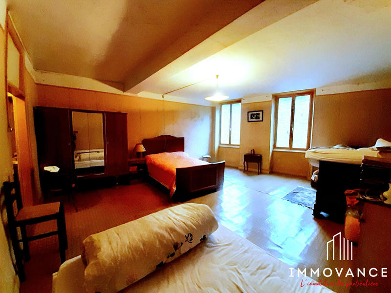 Maison ancienne - 173 m² - 6 pièces