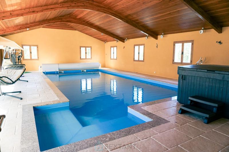 Maison d'architecte - 480 m² - 8 pièces