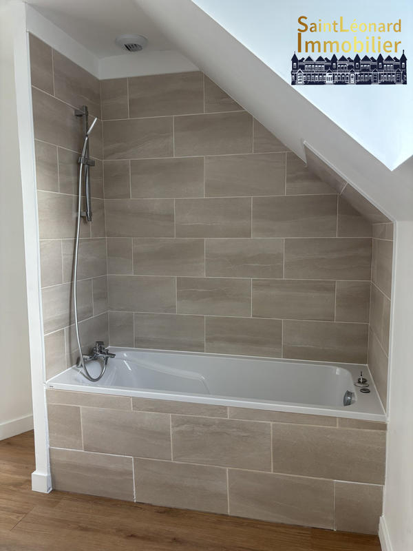 Maison traditionnelle - 136 m² - 5 pièces