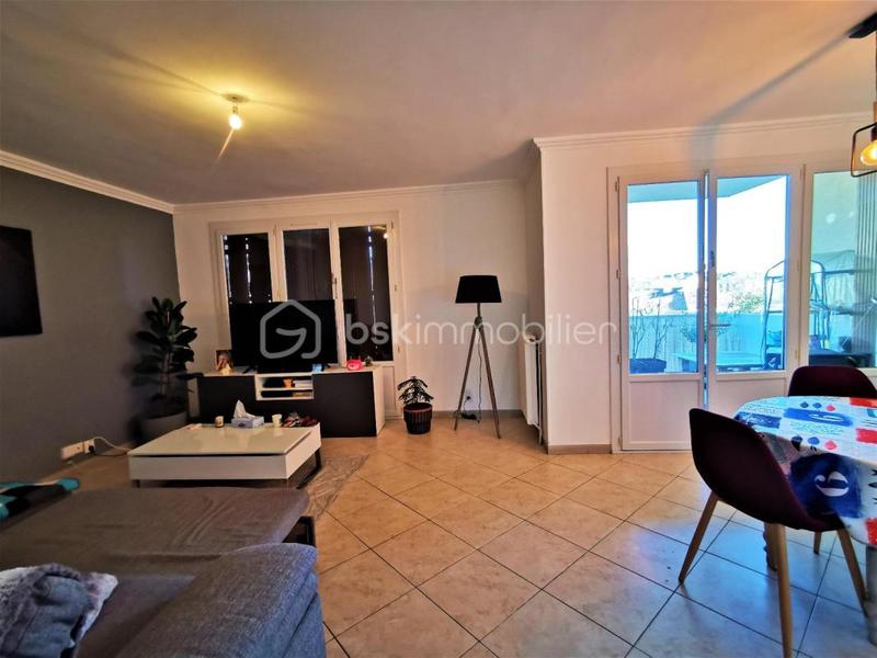 Appartement - 67 m² - 3 pièces