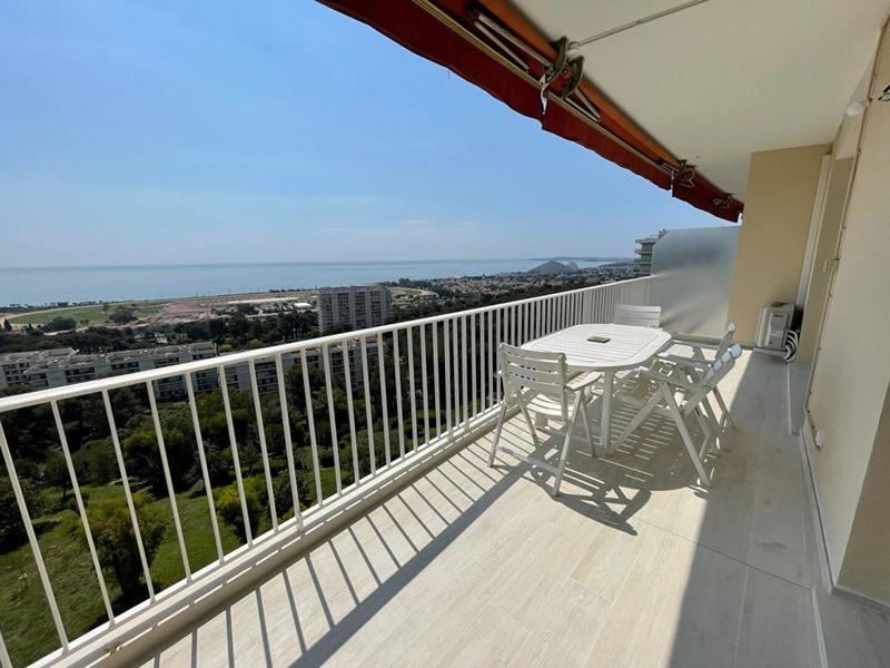 Appartement - 80 m² - 2 pièces