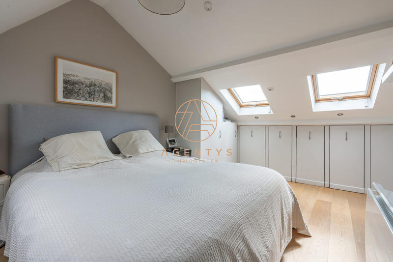 Maison - 95 m² - 7 pièces