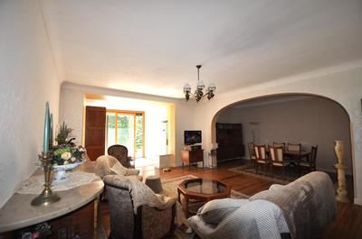 Maison de ville - 539 m² - 10 pièces