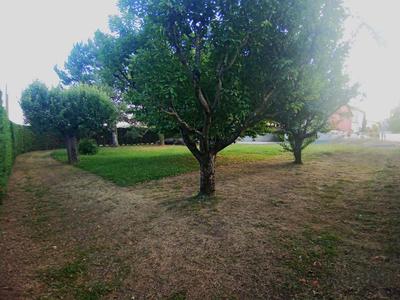 Terrain - 1 400 m²