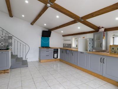 Maison - 124 m² - 7 pièces