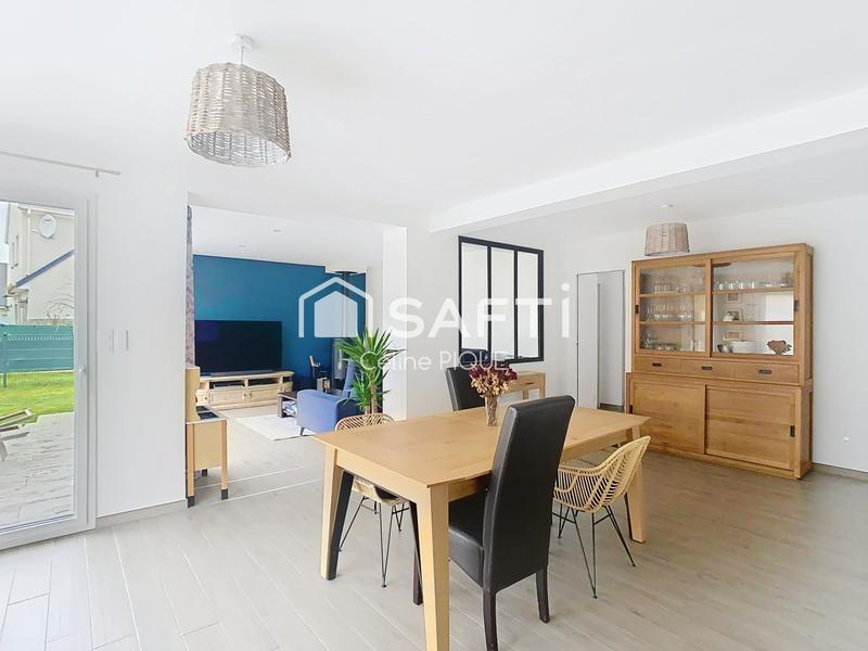 Maison - 159 m² - 8 pièces